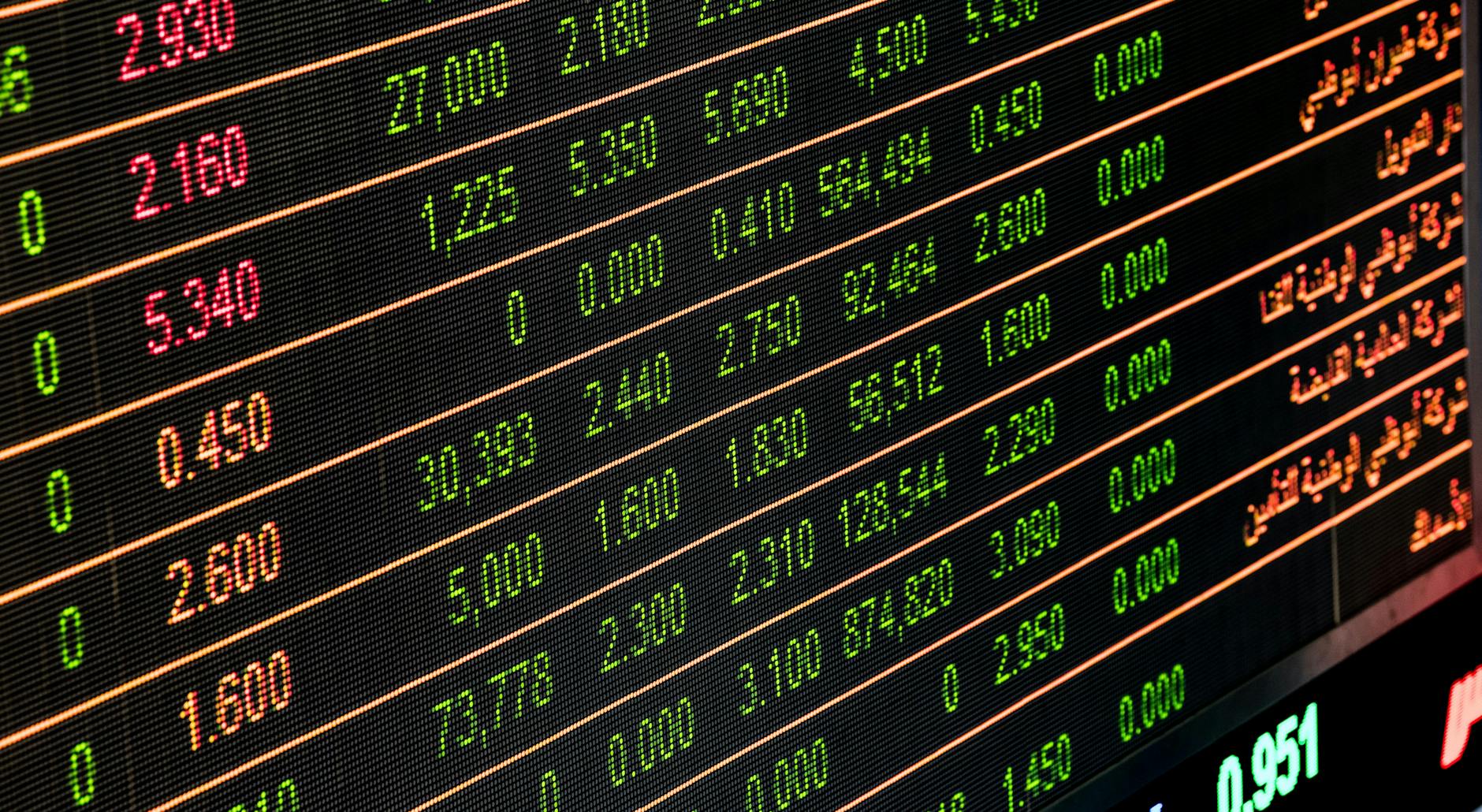Custom stock screener with Python